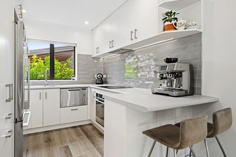 Photo of property in 7/133 Ennis Avenue, Pakuranga Heights, Auckland, 2010