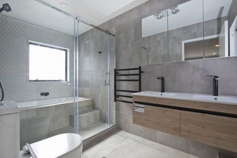 Photo of property in 94a Alton Avenue, Hillcrest, Auckland, 0627