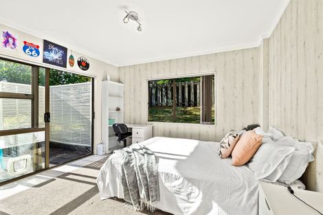 Photo of property in 2/160 Stapleford Crescent, Browns Bay, Auckland, 0630