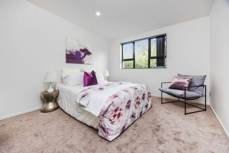 Photo of property in 10a Carlos Drive, Flat Bush, Auckland, 2016