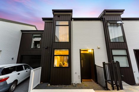 Photo of property in 7b Reg Pearce Way, Glen Innes, Auckland, 1072