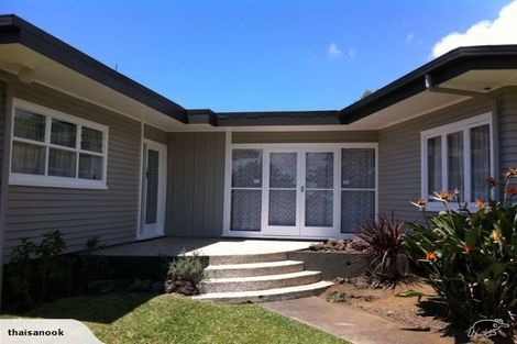 Photo of property in 119 Te Atatu Road, Te Atatu South, Auckland, 0610