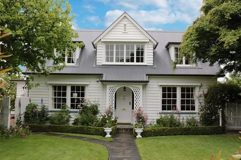 Photo of property in 19 Mona Square, Ashburton, 7700