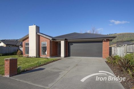Photo of property in 8 Fredrica Lane, Heathcote Valley, Christchurch, 8022