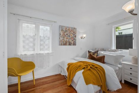 Photo of property in 1/317 Lake Road, Hauraki, Auckland, 0622