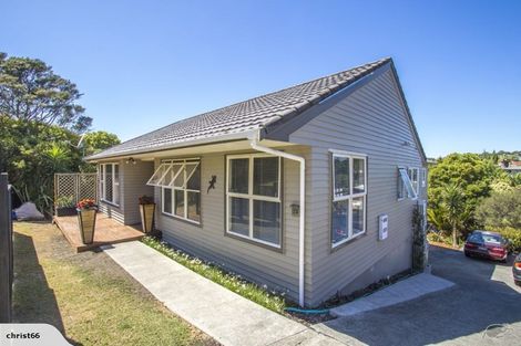 Photo of property in 27a Eastglen Road, Glen Eden, Auckland, 0602
