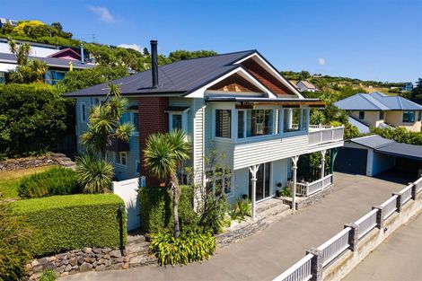 Photo of property in 108 Moncks Spur Road, Redcliffs, Christchurch, 8081