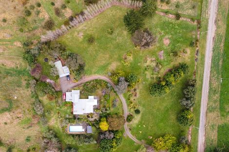 Photo of property in 41 Walkers Lane, Manakau, Levin, 5573