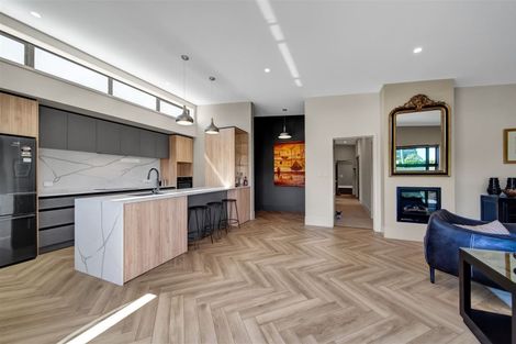 Photo of property in 52 Buller Street, New Plymouth, 4312