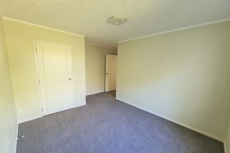 Photo of property in 2/8 Gray Crescent, Torbay, Auckland, 0630