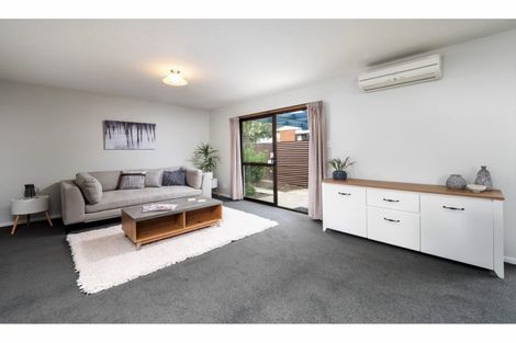 Photo of property in 21 Deyell Crescent, Sydenham, Christchurch, 8023