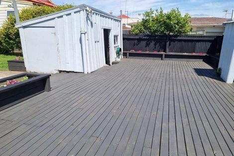 Photo of property in 717 Queen Sh25 Street, Thames, 3500