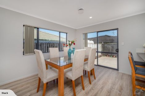 Photo of property in 3 Naul Place, East Tamaki Heights, Auckland, 2016