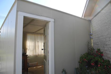 Photo of property in 9 Oxford Street, Waimate, 7924