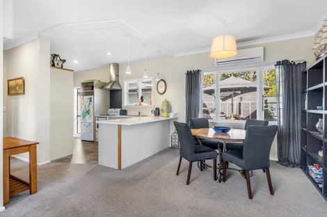 Photo of property in 1/61 Searells Road, Strowan, Christchurch, 8052