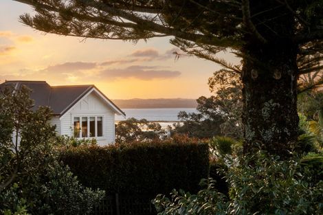 Photo of property in 2/245 Jervois Road, Herne Bay, Auckland, 1011