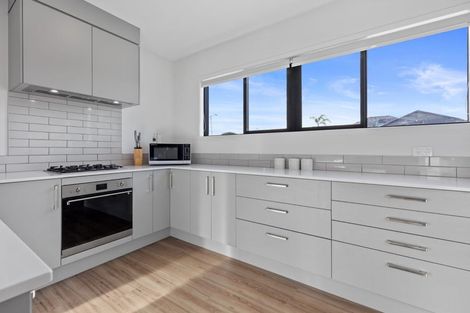 Photo of property in 51 Cotula Way, Papamoa Beach, Papamoa, 3118