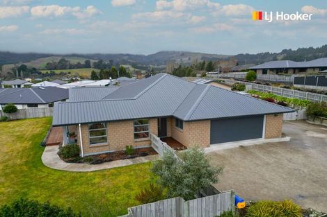 Photo of property in 79 Severn Street, Green Island, Dunedin, 9018