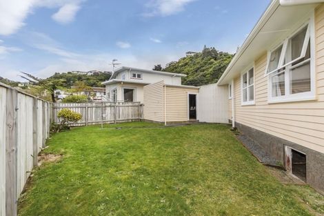 Photo of property in 31 Priscilla Crescent, Kingston, Wellington, 6021