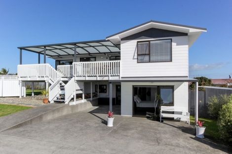 Photo of property in 7 Elliott Street, Waitara, 4320