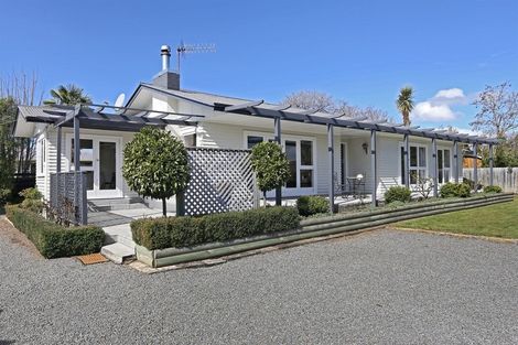 Photo of property in 27 Breadalbane Road, Havelock North, 4130