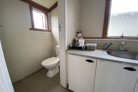 Photo of property in 169 Carrington Street, Lower Vogeltown, New Plymouth, 4310