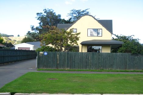 Photo of property in 140 Hagart-alexander Drive, Mosgiel, 9024