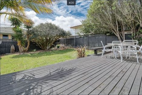 Photo of property in 140 Edmonton Road, Te Atatu South, Auckland, 0610