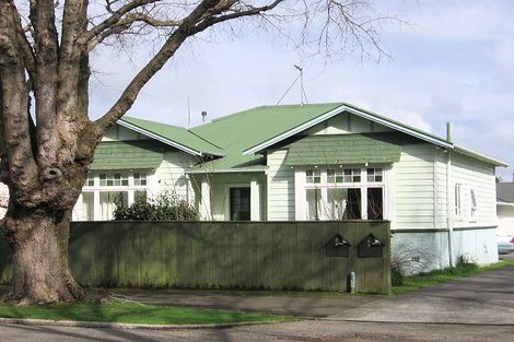 Photo of property in 8 Union Street, Hokowhitu, Palmerston North, 4410