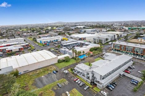 Photo of property in 22a/30 Westward Ho, Glen Eden, Auckland, 0602