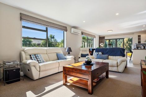 Photo of property in 9 Scoria Close, Pyes Pa, Tauranga, 3112