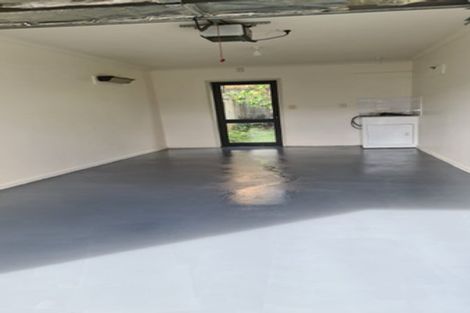 Photo of property in 12 Barnea Circle, Glen Eden, Auckland, 0602