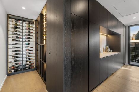 Photo of property in 15 Hackett Road, Jacks Point, Queenstown, 9371