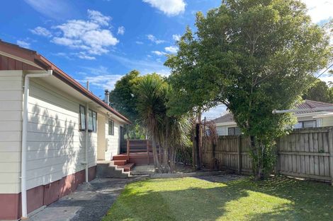 Photo of property in 19 Lyren Place, Half Moon Bay, Auckland, 2012