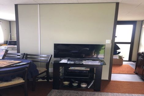 Photo of property in 29 Stottholm Road, Titirangi, Auckland, 0604