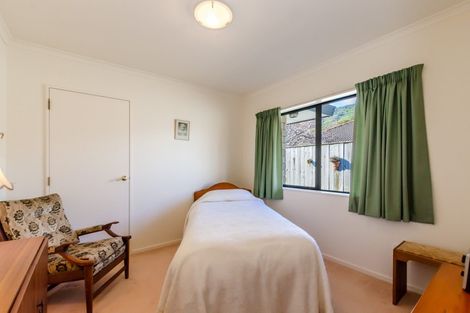 Photo of property in 76 Parata Street, Waikanae, 5036