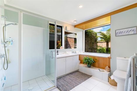 Photo of property in 69 Glandovey Road, Fendalton, Christchurch, 8052