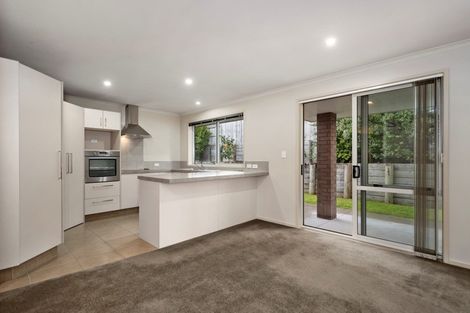 Photo of property in 71 Fairfax Crescent, Pyes Pa, Tauranga, 3112