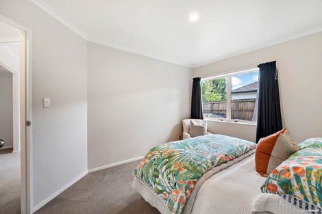 Photo of property in 50 Huntington Drive, Huntington Park, Auckland, 2013