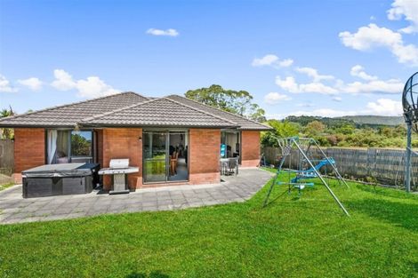 Photo of property in 70 South Kensington Way, Henderson, Auckland, 0612