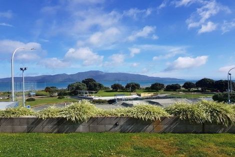 Photo of property in 18/4u Seaview Road, Paraparaumu Beach, Paraparaumu, 5032