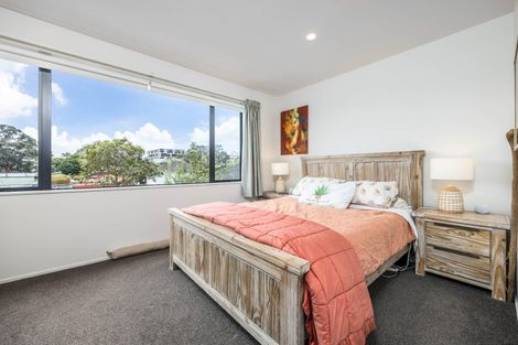 Photo of property in 5e Geddes Terrace, Avondale, Auckland, 1026