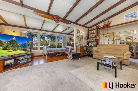 Photo of property in 200 Robertson Road, Mangere East, Auckland, 2024