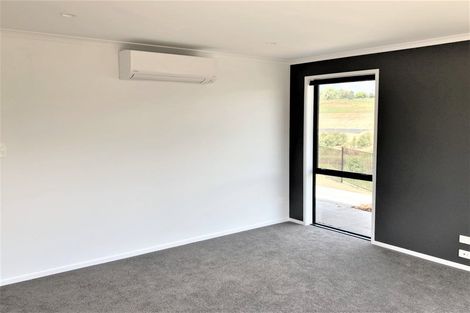 Photo of property in 4 Kauri Lane, Omokoroa, 3114