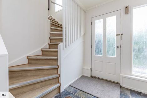 Photo of property in 1/62 Stapleford Crescent, Browns Bay, Auckland, 0630