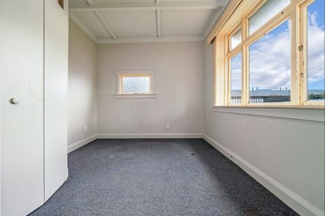 Photo of property in 378a Oxford Street, Levin, 5510