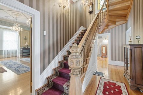 Photo of property in 41 Stanley Point Road, Stanley Point, Auckland, 0624