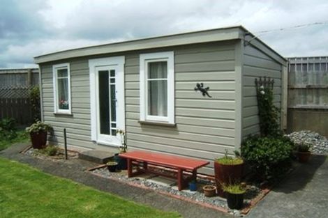 Photo of property in 27 Montague Street, Alicetown, Lower Hutt, 5010