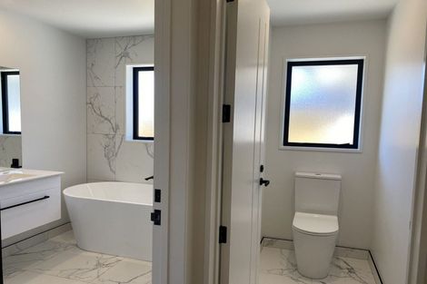 Photo of property in 143 Shillingford Boulevard, Rolleston, 7615