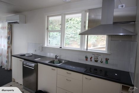 Photo of property in 47 Link Road, Newlands, Wellington, 6037